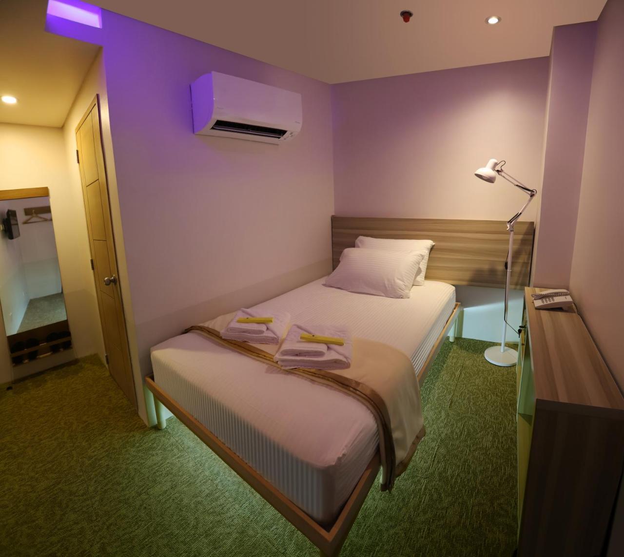 1010 Hotel Muntinlupa City Zewnętrze zdjęcie